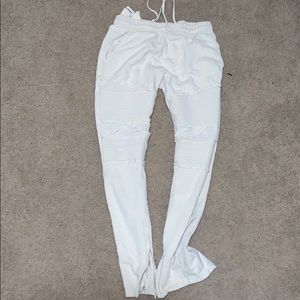 Men’s small tan/cream jogger